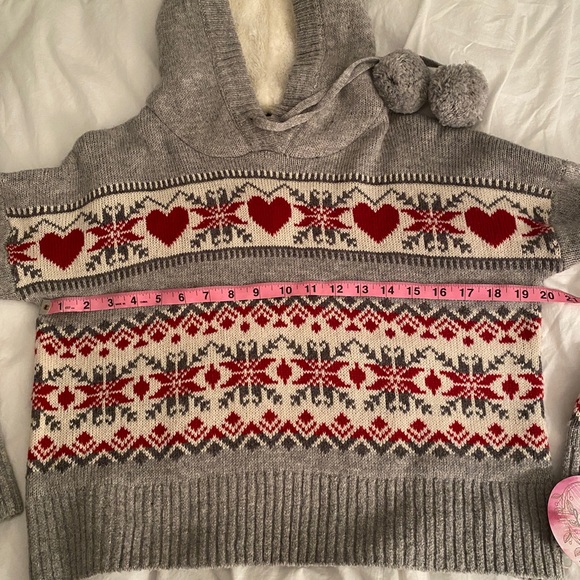 Kaisley grey, white and red sweater, small, with hood & Pom Poms. Adorable.(NWT) - Picture 10 of 10